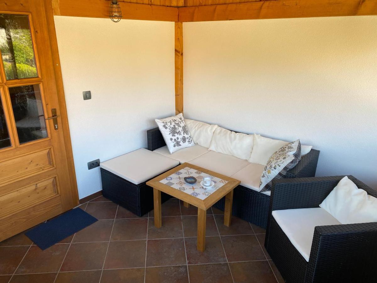 Apartma Obrh Šmarješke Toplice Esterno foto