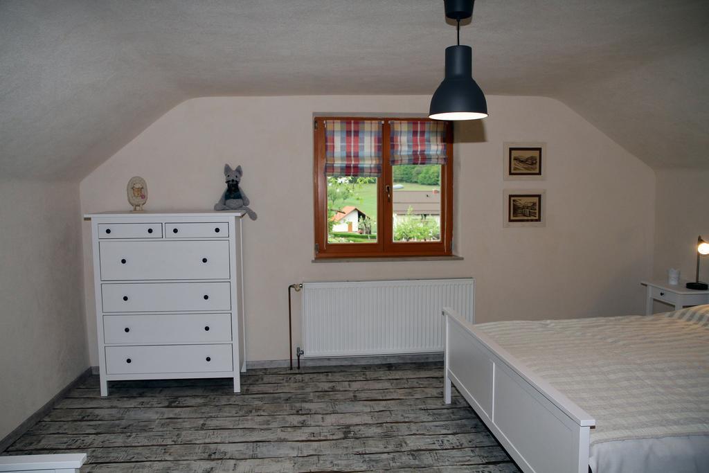 Apartma Obrh Šmarješke Toplice Esterno foto