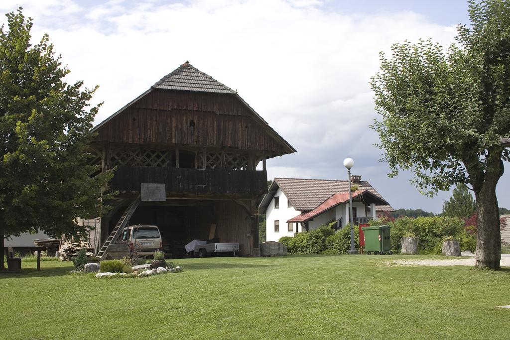 Apartma Obrh Šmarješke Toplice Esterno foto